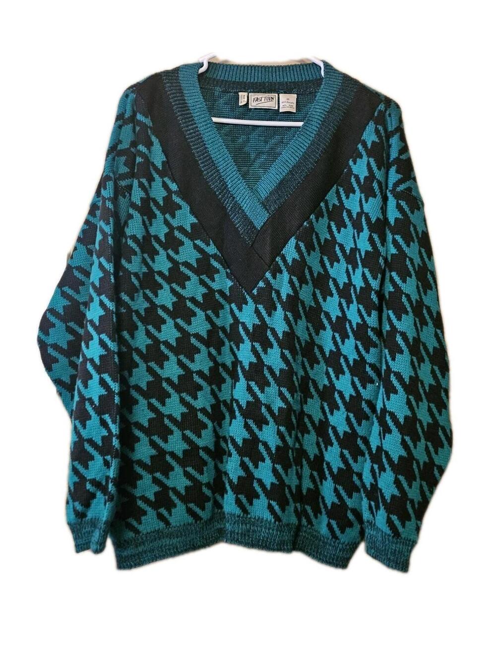 Fast Turn Knit V-Neck Sweater Green Black Geometric Medium Acrylic 80s 90s VTG